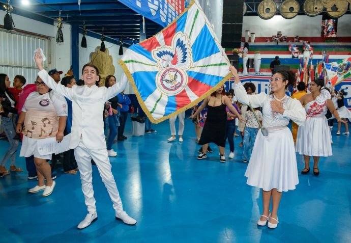Estrelinha do Terceiro Milênio • Felipe Araújo / Liga-SP