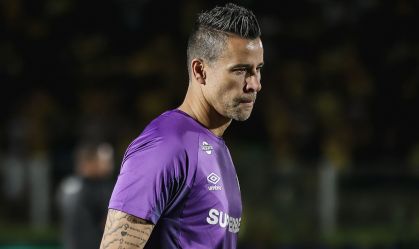 Fábio atinge mais uma marca histórica com a camisa do Fluminense