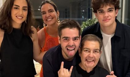 João Silva mostra momento raro da família com Faustão; veja