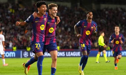 Com hat-trick de Fermín, Barcelona goleia Olympiacos antes de El Clásico