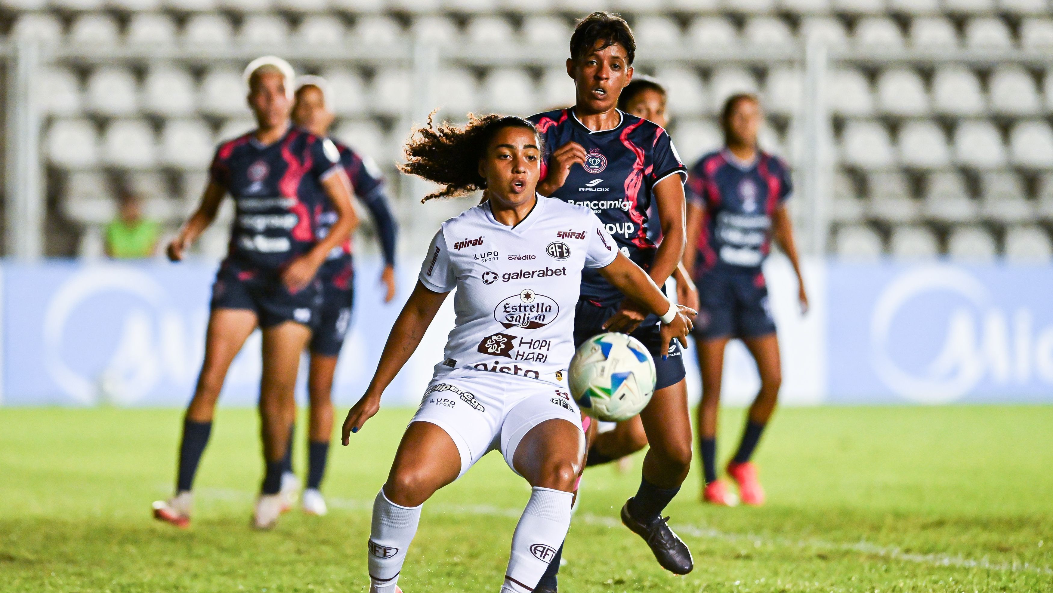 Ferroviária em campo pela primeira rodada da Libertadores Feminina