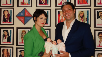 Filha de Fátima Bernardes e William Bonner se inspira nos pais para festa