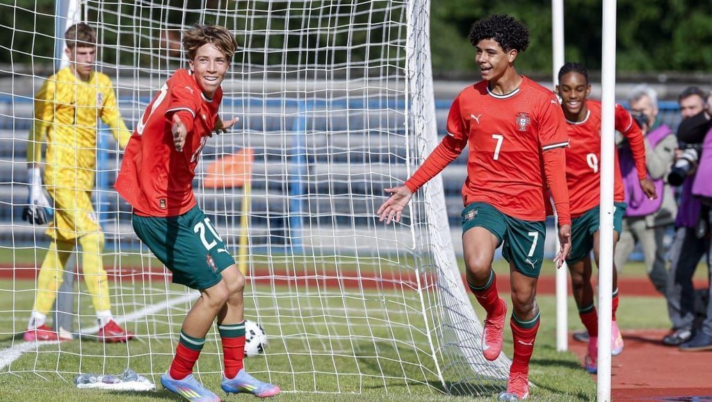 Cristiano Ronaldo Jr. em campo pela Seleção Portuguesa