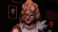 Flávia Vianna mostra dificuldade de maquiagem de Halloween: "Claustrofobia"