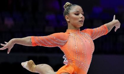 Mundial de Ginástica Artística: Flávia Saraiva brilha e avança à final