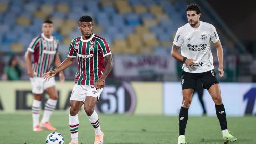 Duelo entre Fluminense e Ceará, pelo Brasileirão