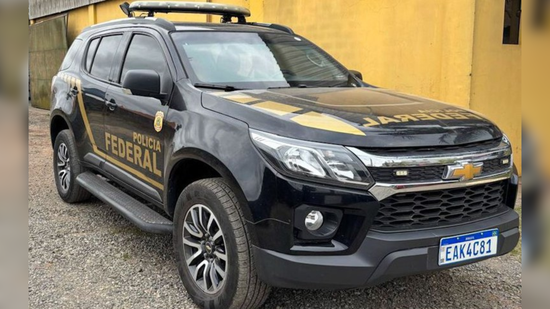 A Polícia Federal realizou, na manhã desta sexta-feria (3), uma nova operação de fiscalizações em indústrias de bebidas