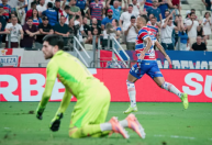 Flamengo tropeça contra Fortaleza, e Palmeiras pode disparar no Brasileirão