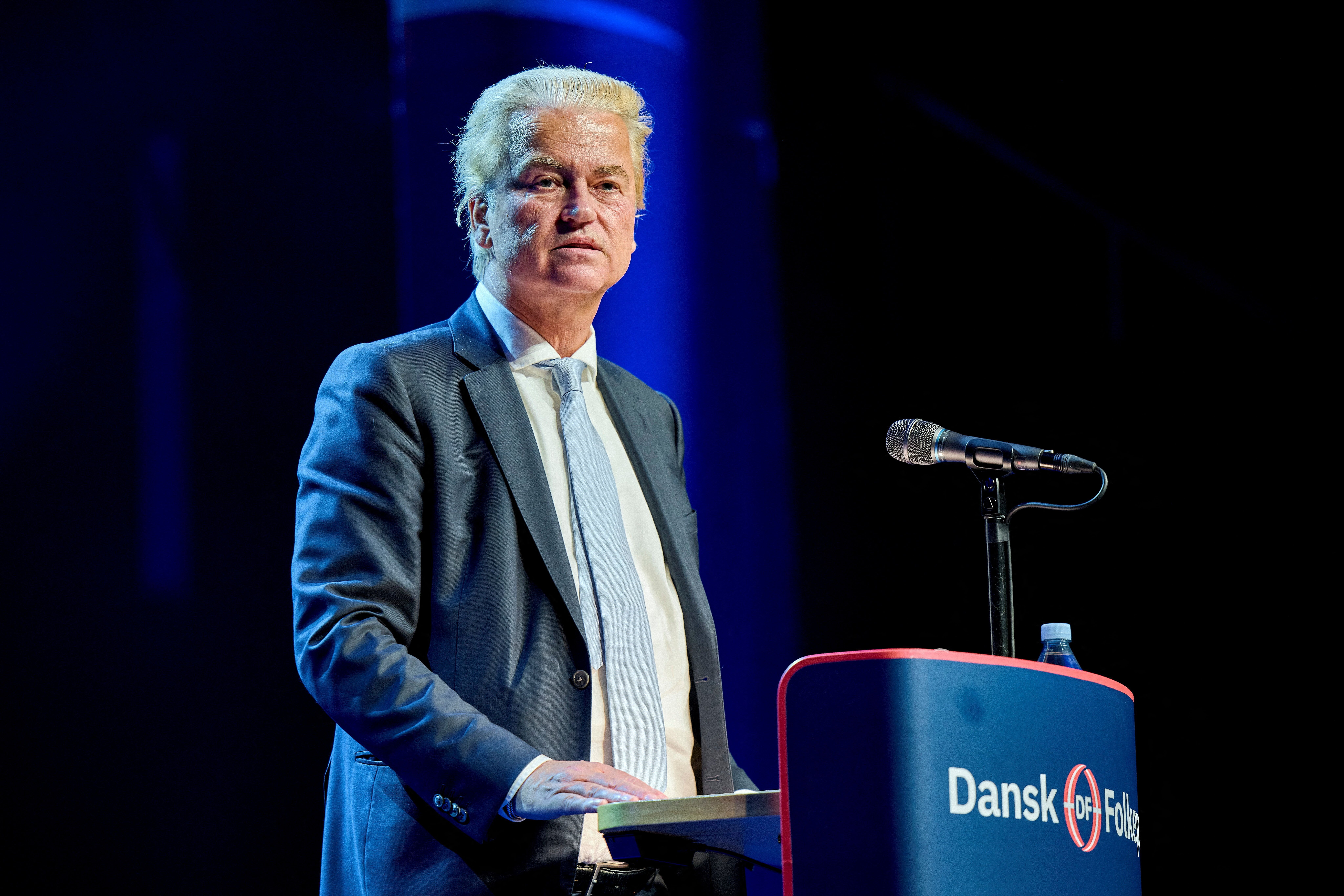 Líder da extrema-direita na Holanda, Geert Wilders, discursa em Viborg, na Dinamarca