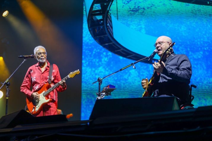 Gil e Paralamas do Sucesso no show da turnê "Tempo Rei", no Rio • Thyago Andrade/AgNews