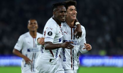 Veja o gol da LDU que abriu o placar na partida contra o Palmeiras