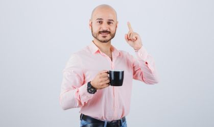 Estévia "turbina" minoxidil e melhora tratamento da calvície, diz estudo