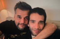 Carrão posa com Wagner Moura e web reage: "Significado de tanto faz"