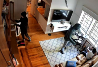 Criminosos invadem casa e fazem babá e criança reféns nos Jardins (SP)