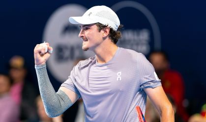 João Fonseca surpreende o atual campeão e avança no ATP 500 da Basileia