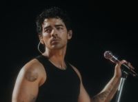 Joe Jonas nega uso de cocaína após vídeo viral; veja