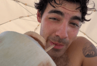 Joe Jonas volta a publicar música brasileira no Instagram; confira
