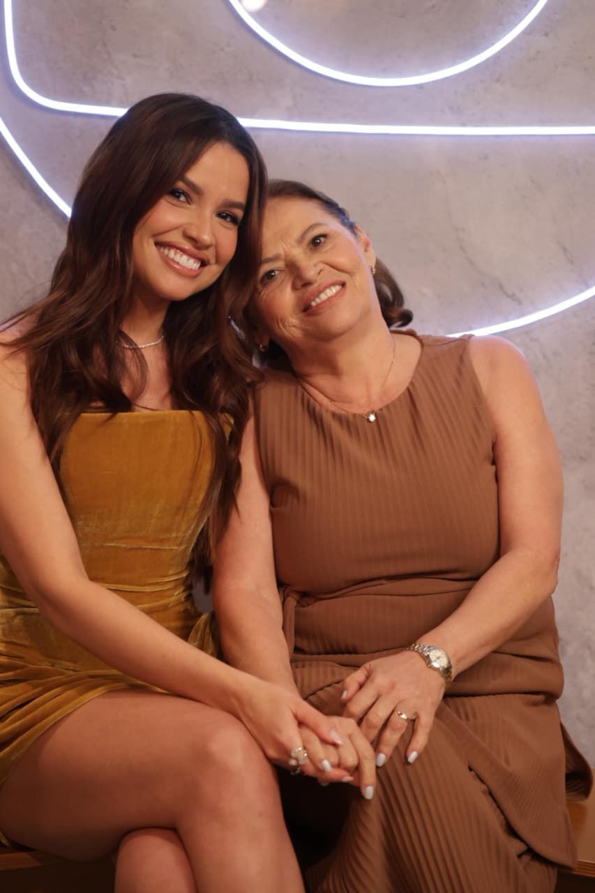Juliette e a mãe nas gravações de final de ano da TV Globo • Globo/Beatriz Damy