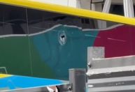 Ônibus do Lanús é apedrejado antes de jogo pela Sul-Americana; veja