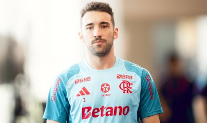 Com Léo Ortiz, Flamengo treina no Ninho antes de viagem para a Argentina