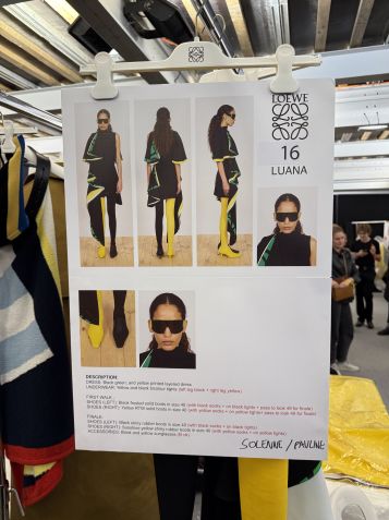 Luana Guimarães participou do desfile da Lowe em Paris • Divulgação
