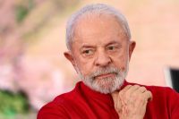 Lula diz que "intervenções" podem causar "danos" à América Latina