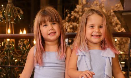 Filhas de Virginia e Zé Felipe pintam o cabelo de rosa com a mãe