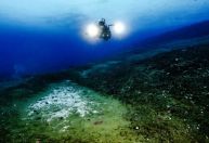 Cientistas descobrem substância alarmante vazando do fundo do oceano