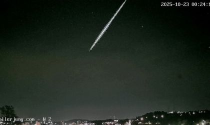 Meteoro "bola de fogo" é registrado no céu do RS; veja vídeo