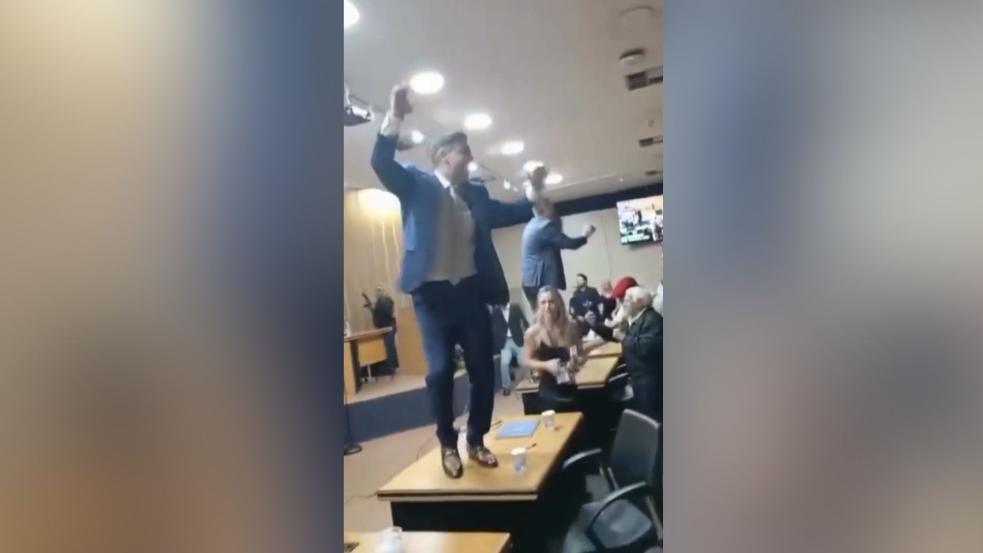 Vereadores dançando São Caetano
