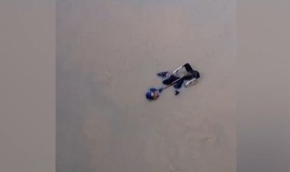 Vídeo: Mulher em cadeira de rodas é salva de afogamento na Turquia