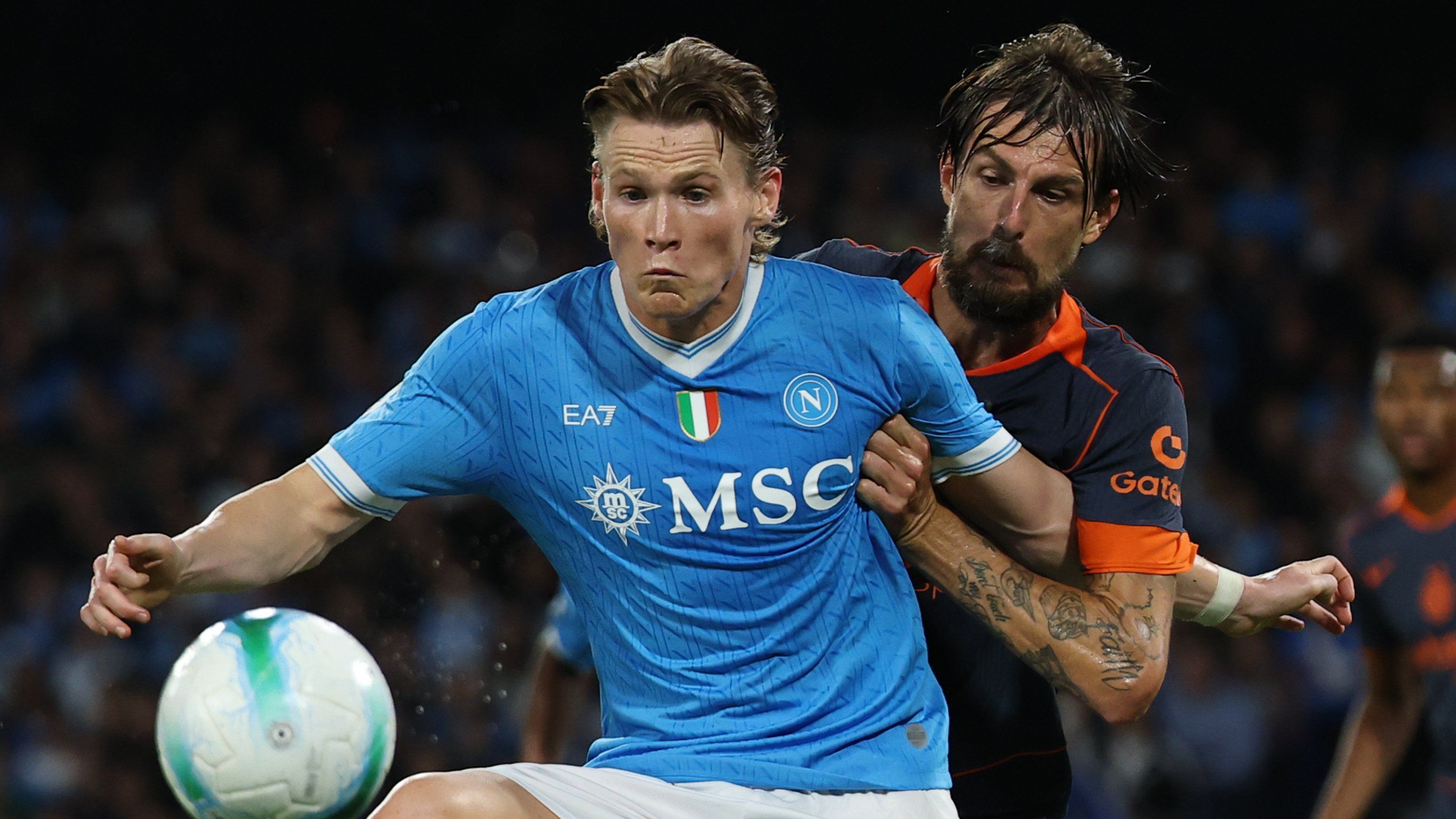 Confronto entre Napoli e Internazionale, pela oitava rodada do Campeonato Italiano