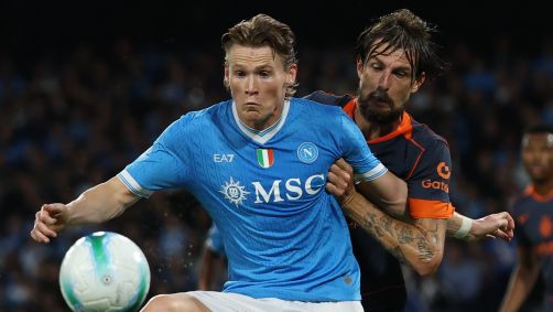 Confronto entre Napoli e Internazionale, pela oitava rodada do Campeonato Italiano