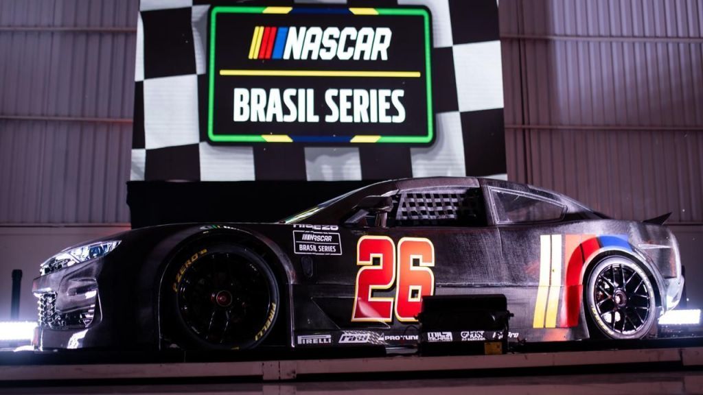 A Nascar Brasil apresentou nesta terça-feira (30), em São Paulo, o novo carro da categoria