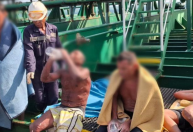 Pescadores são resgatados após 3 dias à deriva; ondas causaram o naufrágio