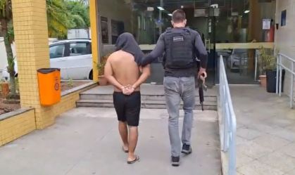 Professor é preso por importunação sexual a alunas em colégio particular