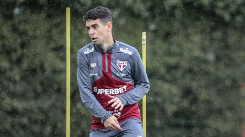 Oscar em treino do São Paulo