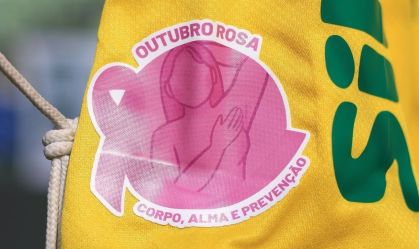 Palmeiras: torcedoras que tratam câncer entram em campo e se emocionam