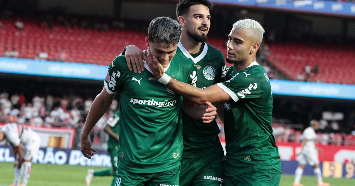 Palmeiras assume a ponta e deixa o Flamengo com a missão de reagir no Brasileirão