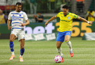 Brasileirão: Palmeiras não aproveita expulsão e empata com o Cruzeiro