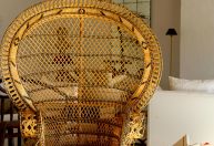 Peacock Chair: a cadeira que virou símbolo de identidade e poder cultural