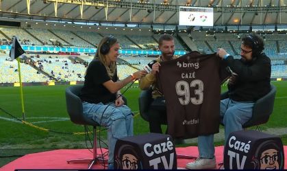 Aniversariante, Casimiro recebe presente do presidente do Vasco no Maracanã