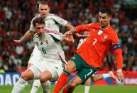 Hungria marca no fim e adia classificação de Portugal para a Copa