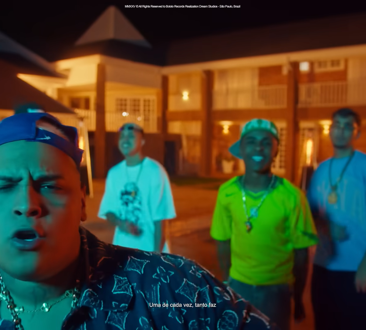 posso-ate-nao-te-dar-flores.