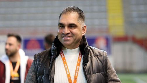 Stavros Demosthenous, presidente do Karmitiossa, clube do Chipre, foi assassinado a tiros