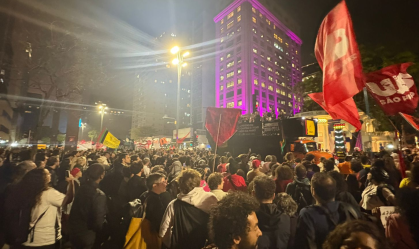 Manifestantes se reúnem em frente ao Masp após megaoperação no Rio