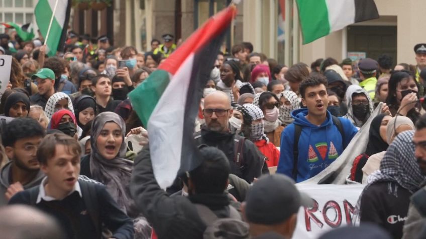 Protestos universitários pró-Palestina em Londres, na Inglaterra • Reuters