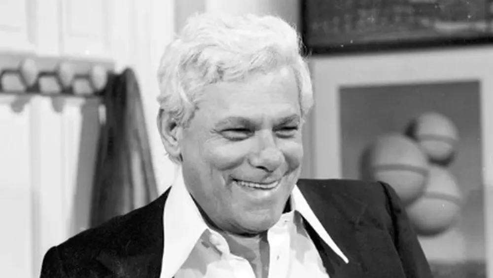 Dionísio Azevedo interpretou Salomão Hayalla na primeira versão de "O Astro", em 1977 • Acervo/TV Globo