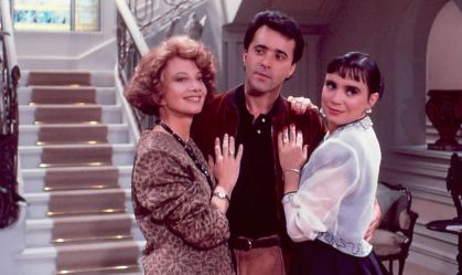 "Rainha da Sucata" substitui "A Viagem" no "Vale a Pena Ver de Novo"