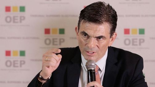 Candidato presidencial da Bolívia pelo Partido Democrata Cristão (PDC), Rodrigo Paz, durante entrevista coletiva